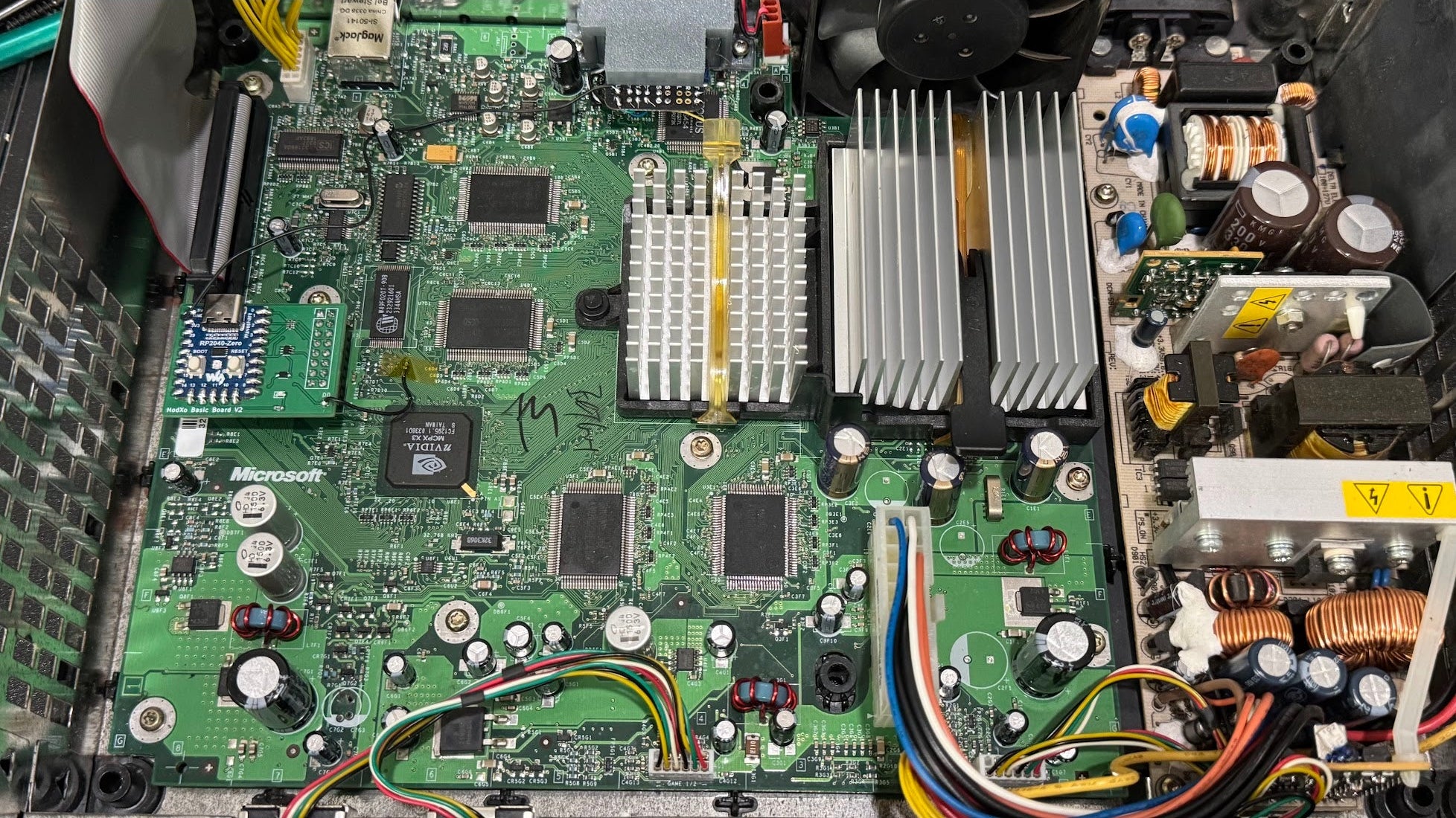 128 MB Original Xbox + Recapped DVD Drive + 2TB HDD + Modxo Modchip